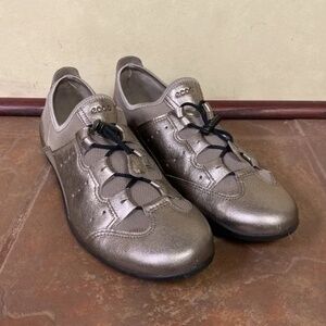 Ecco womens bluma toggle sneaker size 43